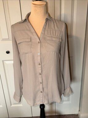 New York & Company Women's Long Sleeve Tan Dressy Office Blouse Size Small